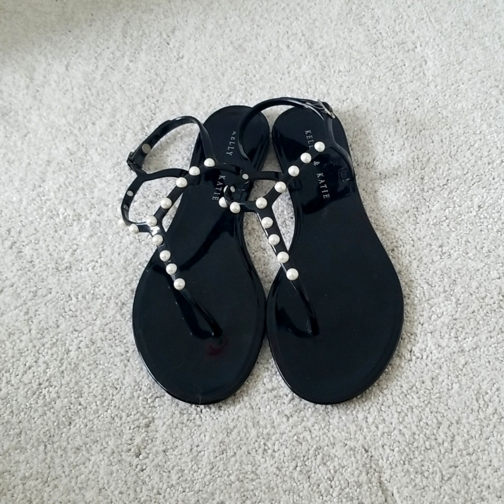 Kelly & Katie Black Sandals With Pearls Size 8